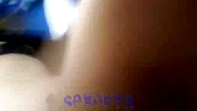 Ha giocato video pornogratuiti con un amico, che ha spostato i fianchi permanente