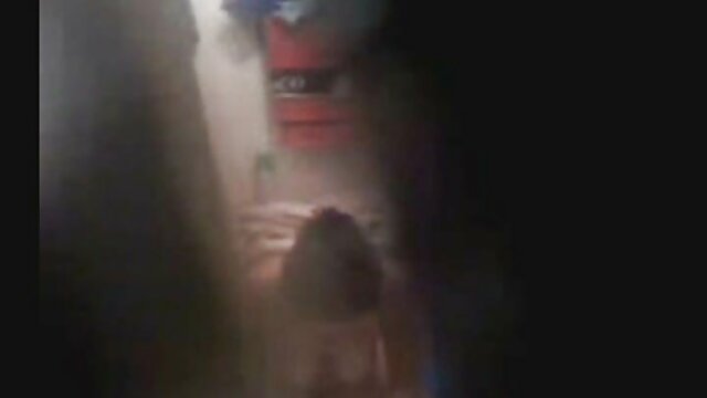 Ragazza guance calze masturbazione guarda video hard gratis