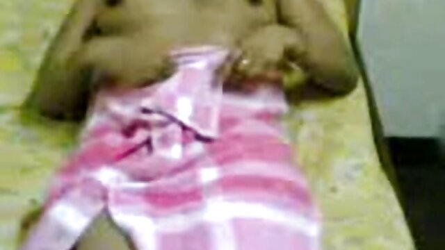 Appassionato video hard gratis senza abbonamento trio con due slut sporco